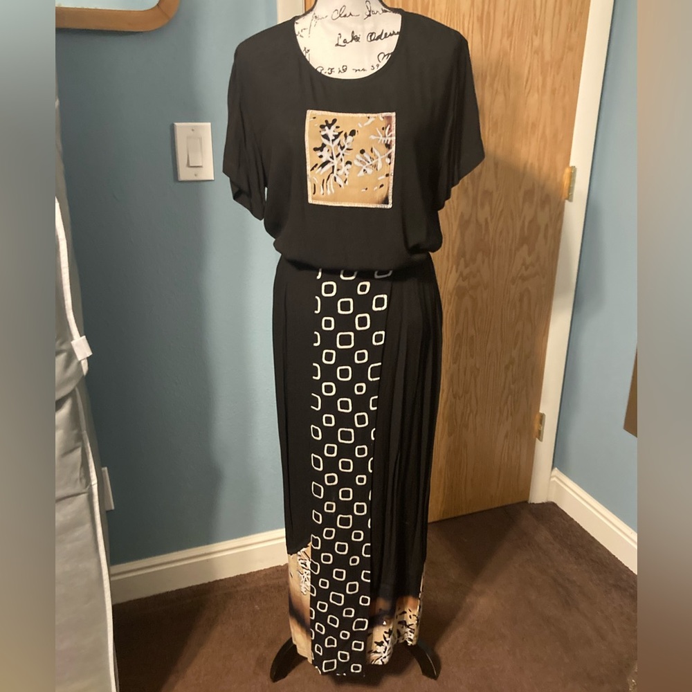 Globetrotter Black and Tan Patterned Maxi Dress 2 pc set with wrap skirt